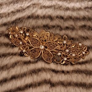 Vintage Floral Hair Clip